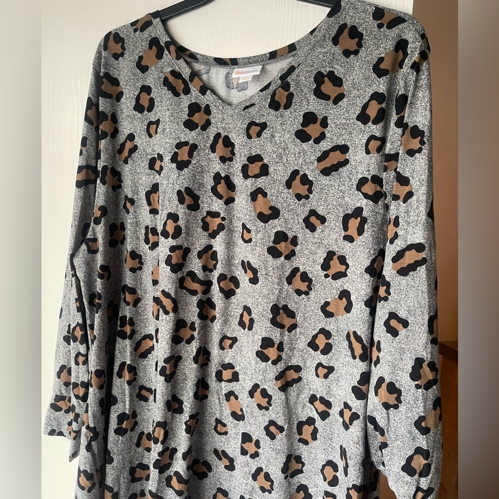 Lularoe leopard long sleeve